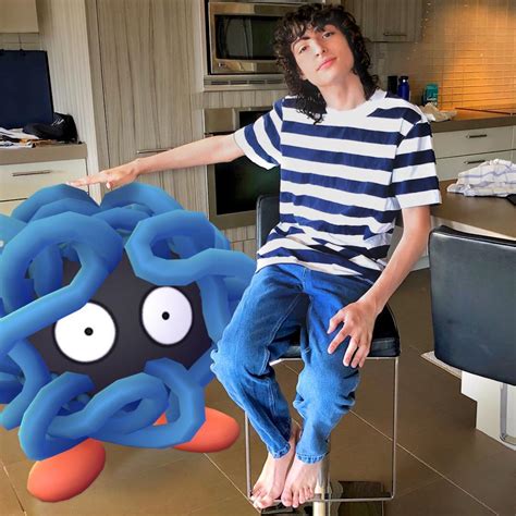 finn wolfhard barefoot.